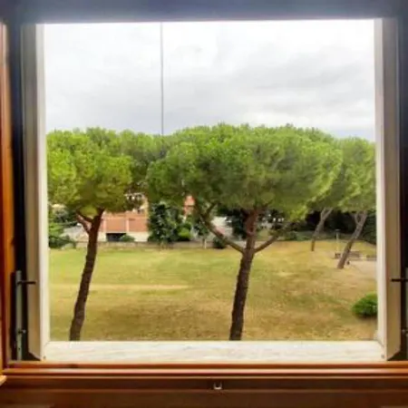Ubytování v soukromí Jf Yellow - Ideal Location Away From The Crowds And Close To The Tramline Stop - Only Female Guests Or Couples Florencie